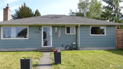 210 E Orcas St, Port Angeles, WA 98362