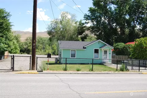664 2nd Ave N, Okanogan, WA 98840