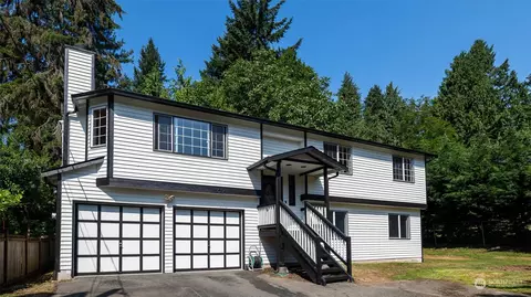 11035 30th Ave NE, Seattle, WA 98125
