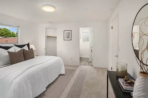 Bedroom - 22226 4th Pl W, Bothell, WA 98021 photo 2 of 4