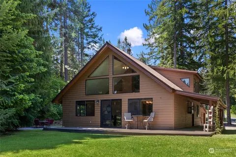 240 Hermitage Dr, Cle Elum, WA 98922