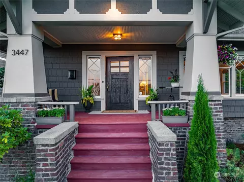 3447 Belvidere Ave SW, Seattle, WA 98126