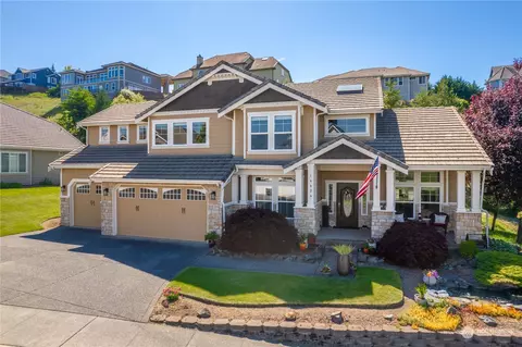 16624 140th Ave E, Puyallup, WA 98374