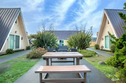 782 Ocean Ct NW #1-6, Ocean Shores, WA 98569