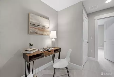 Entry Way - 2115 201st Pl SE #D2, Bothell, WA 98012 photo 3 of 3