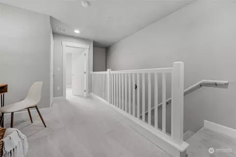 Entry Way - 2115 201st Pl SE #D2, Bothell, WA 98012 photo 2 of 3