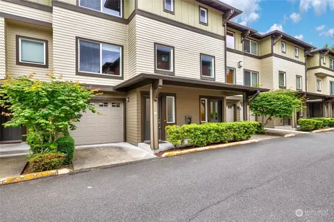 Exterior - 2115 201st Pl SE #D2, Bothell, WA 98012 photo 1 of 3