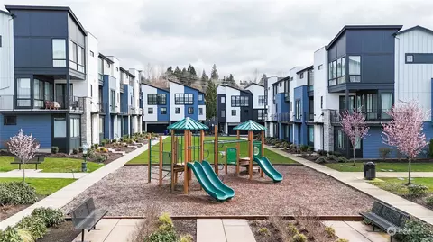 Exterior - 21721 24th Ave SE #A, Bothell, WA 98021 photo 2 of 3