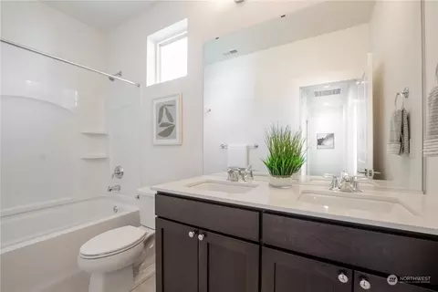 Bath - 21721 24th Ave SE #A, Bothell, WA 98021 photo 1 of 2