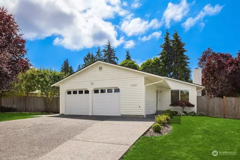 12707 NE 132nd Pl, Kirkland, WA 98034