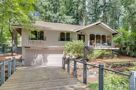 16646 SE 17th Pl, Bellevue, WA 98008