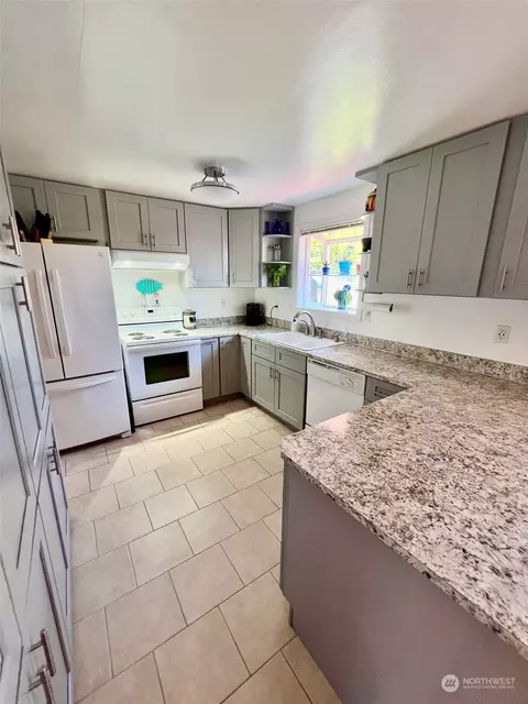 8911 5th Ave W, Everett, WA 98204 photo 9