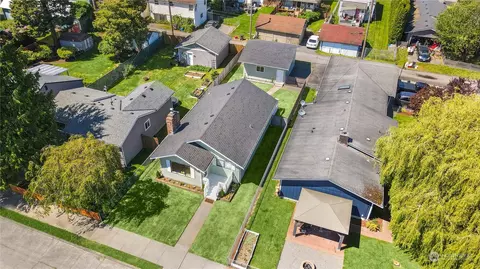 View/Area - 3013 Leonard Dr, Everett, WA 98201 photo 2 of 3