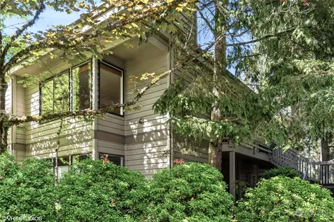 1372 Bellevue Way NE #8, Bellevue, WA 98004