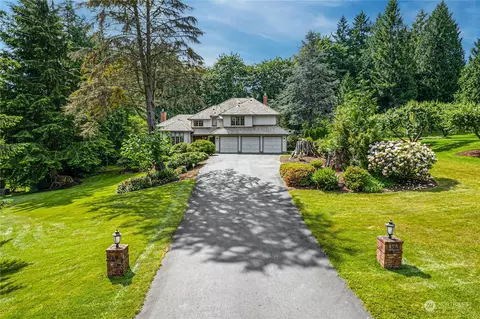 13017 205th Pl SE, Issaquah, WA 98027