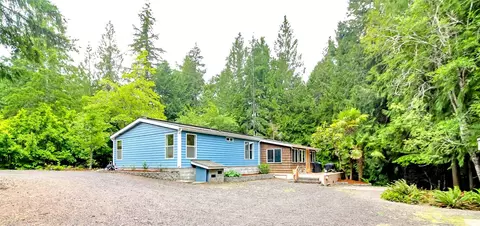 6613 Stone Farm Ln NW, Seabeck, WA 98380