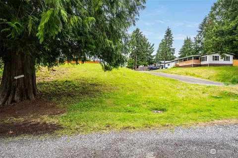 308 117th St SE, Everett, WA 98208 photo 3