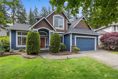18433 NE 95th Ct, Redmond, WA 98052