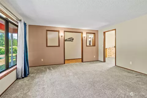 417 Carlon Loop Rd, Longview, WA 98632 photo 11