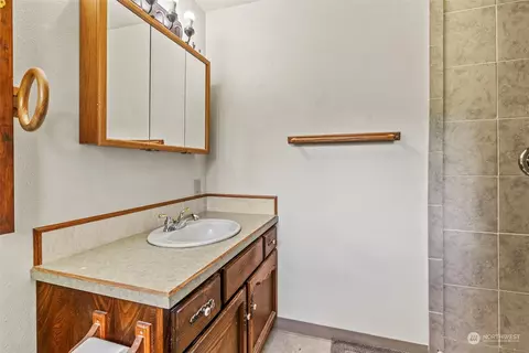 417 Carlon Loop Rd, Longview, WA 98632 photo 14