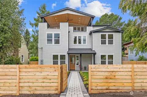 6847 Ravenna Ave NE, Seattle, WA 98115