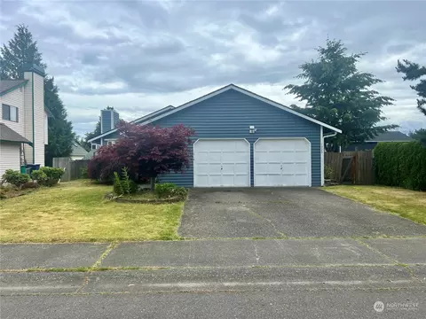 1323 SW 349th St, Federal Way, WA 98023
