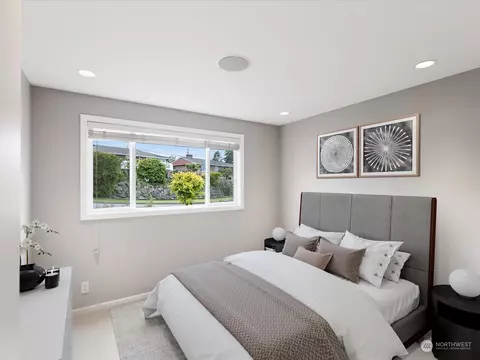 Bedroom - 4859 Alpine Dr, Everett, WA 98203 photo 2 of 3