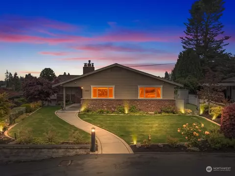 4859 Alpine Dr, Everett, WA 98203