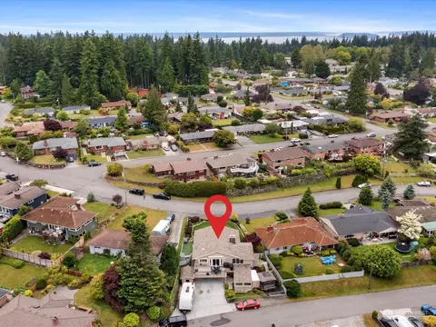 View/Area - 4859 Alpine Dr, Everett, WA 98203 photo 2 of 4