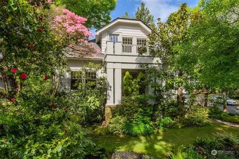 2303 32nd Ave S, Seattle, WA 98144