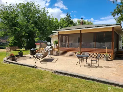 27 Duffy Rd, Tonasket, WA 98855