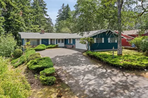 8413 Woodlawn Ave SW, Lakewood, WA 98499
