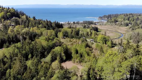 9999 Crescent Bay Ln, Port Angeles, WA 98363