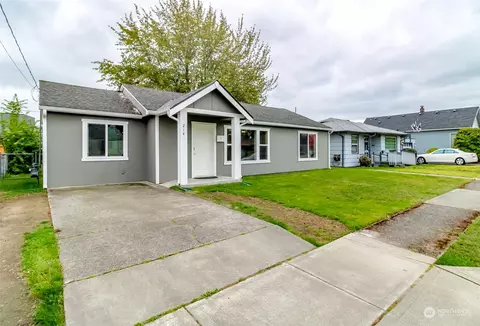 214 7th St SE, Auburn, WA 98002