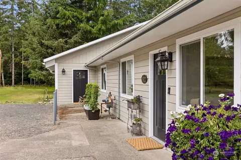 8522 Kimmie St SW, Olympia, WA 98512