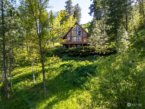 5618 Mountain Ln, Peshastin, WA 98847