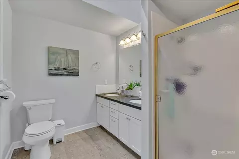 Bath - 24227 4th Pl W, Bothell, WA 98021 photo 2 of 2