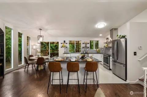 Kitchen - 19707 32nd Ave SE, Bothell, WA 98012 photo 1 of 5