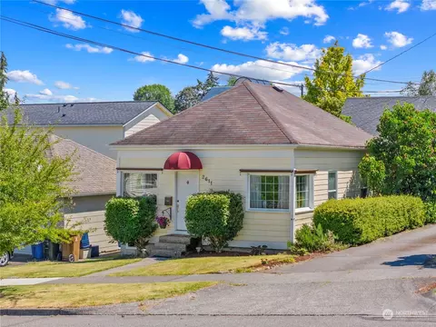 2611 Mccarver St, Tacoma, WA 98403