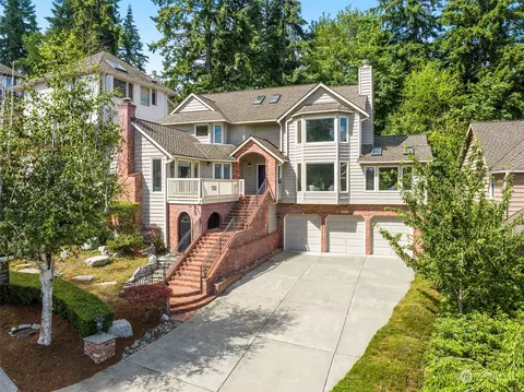 4311 155th Pl SE, Bellevue, WA 98006