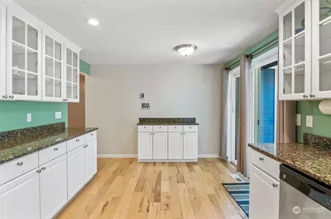2425 166th Pl SE, Bothell, WA 98012 photo 13