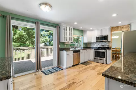 2425 166th Pl SE, Bothell, WA 98012 photo 4