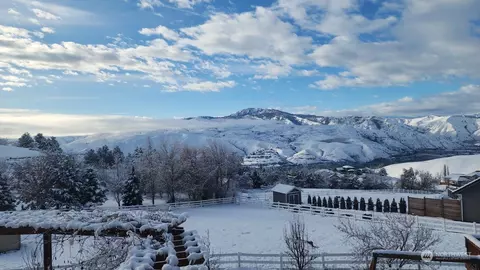 4325 W Eaglerock, Wenatchee, WA 98801