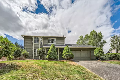 10424 148th Street Ct E, Puyallup, WA 98374