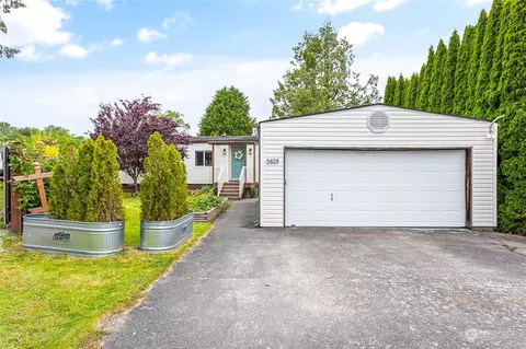 5828 Salish Rd, Blaine, WA 98230