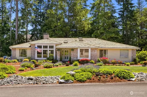 3132 Soundview Ct, Gig Harbor, WA 98335