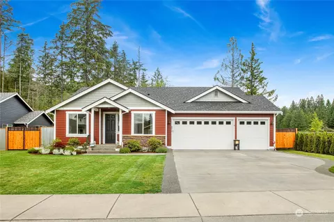 8272 Balfour Valley Ln, Maple Falls, WA 98266