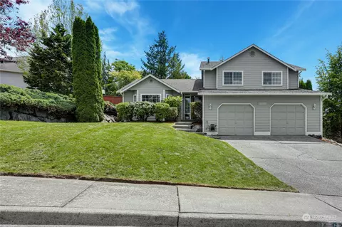 6718 58th St NE, Marysville, WA 98270
