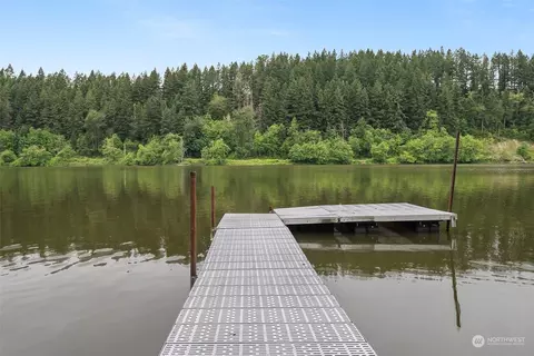 39620 Ski Park Rd E, Eatonville, WA 98328