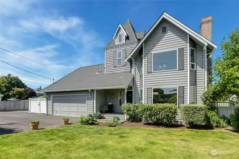 12813 14th Ave SW, Burien, WA 98146